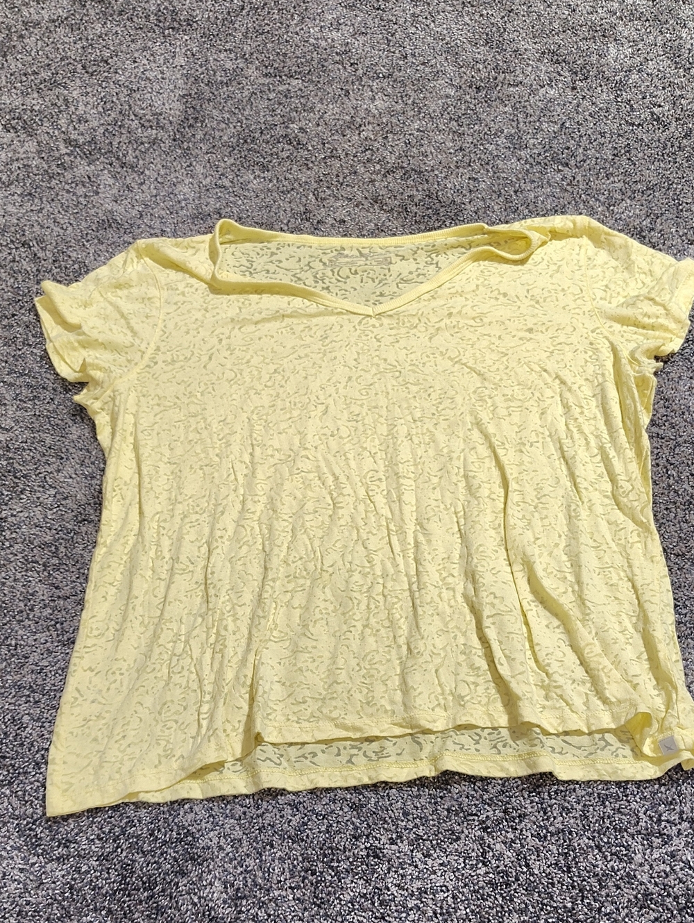 Eddie Bauer Pale Yellow Short Sleeve V-Neck Tee